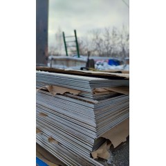 Лист г/к нержавеющий 25х1500х3000 сталь 40Х13 шлиф.