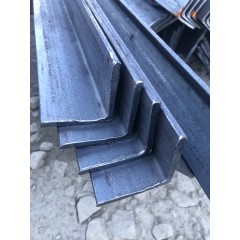 Уголок стальной г/к равнополочный 50х50х4мм Ст3пс