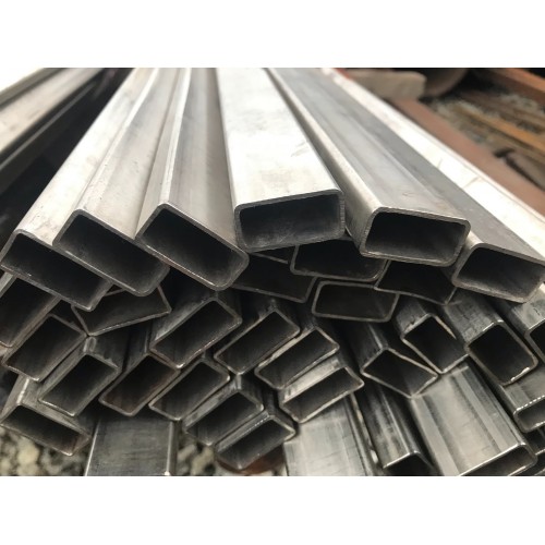 Труба профильная 30х10х1,8мм ст 3 ГОСТ 8645-68